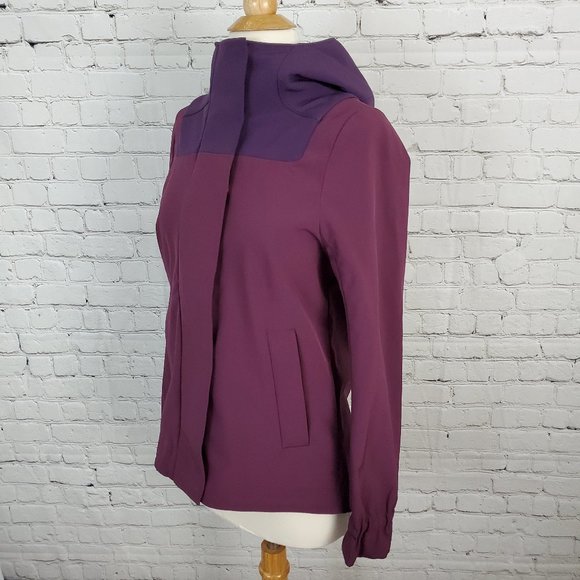 LULULEMON Studio Softshell Rain Jacket Plum Deep Zinfandel Purple - Picture 6 of 11